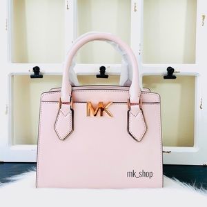 Michael Kors Mott Medium Messenger